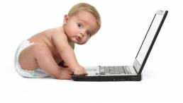 criancas-aprendem-a-navegar-na-internet-antes-de-saber-amarrar-cadarco